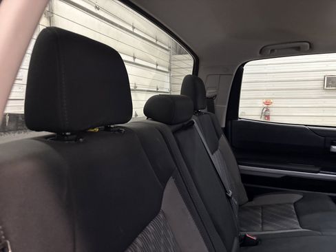 Used 2018 Toyota Tundra SR5 image 34
