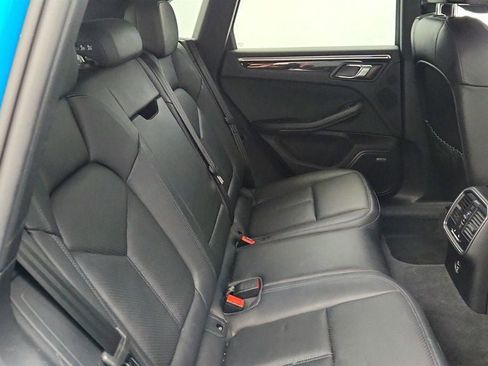 Used 2022 Porsche Macan w/ Premium Package Plus image 21