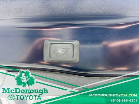 Used 2023 Toyota RAV4 XLE w/ Convenience Package AWD/4WD image 6