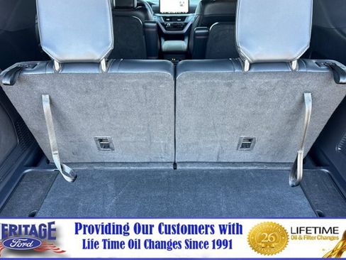 Used 2025 Ford Explorer ST-Line AWD/4WD image 16