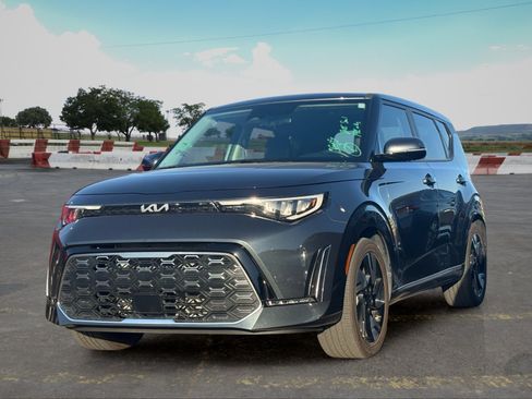 Used 2025 Kia Soul GT-Line w/ GT-Line Technology Package FWD image 5