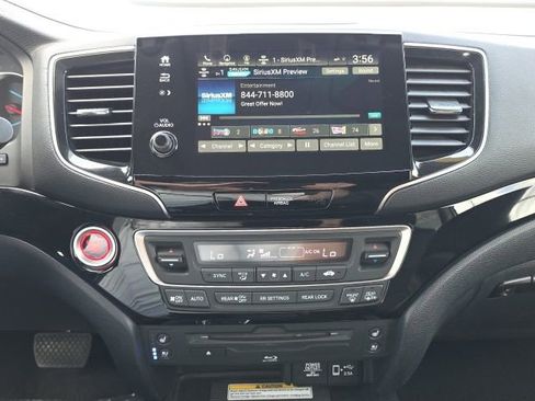 Used 2019 Honda Pilot Elite image 15