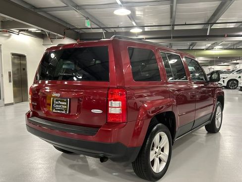 Used 2014 Jeep Patriot Latitude w/ Sun/Sound Group image 2