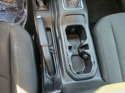 Used 2020 Jeep Wrangler Unlimited Sahara image 27