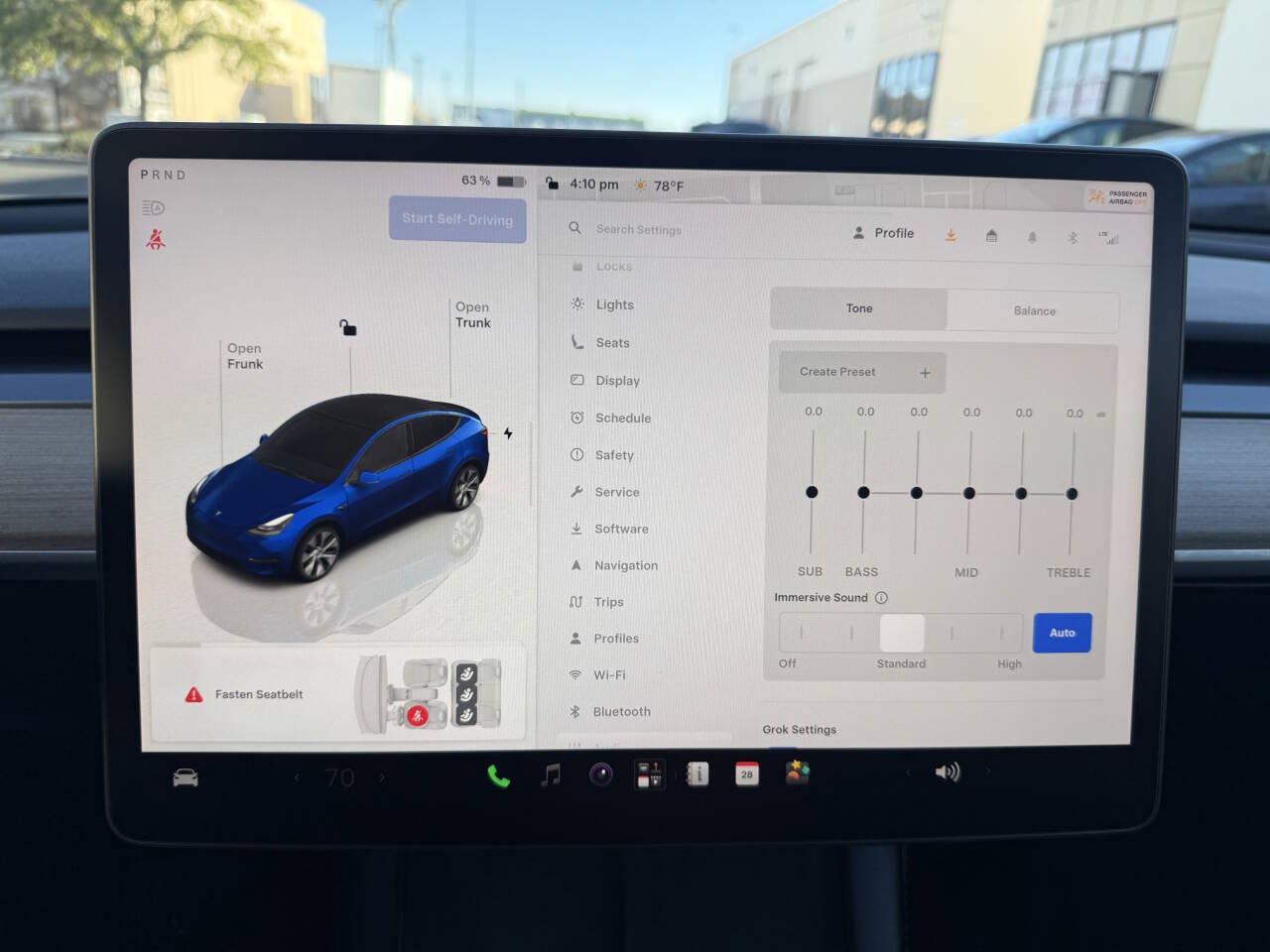 Used 2024 Tesla Model Y Long Range AWD/4WD image 17