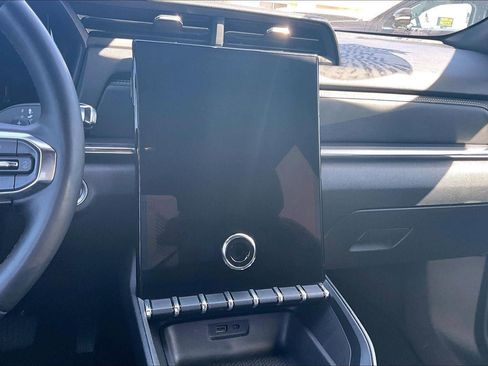 Used 2025 GMC Terrain Elevation AWD/4WD image 22