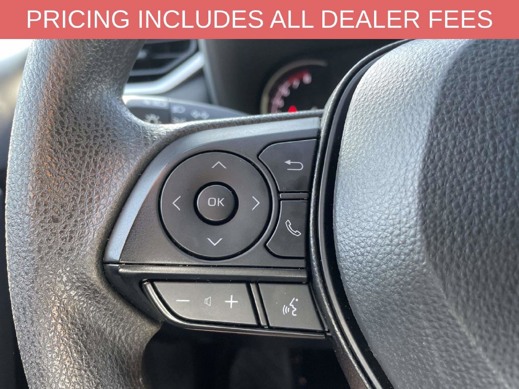 Used 2025 Toyota RAV4 XLE AWD/4WD image 32