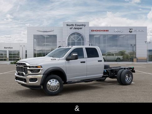 New 2026 RAM 4500 Tradesman AWD/4WD image 3