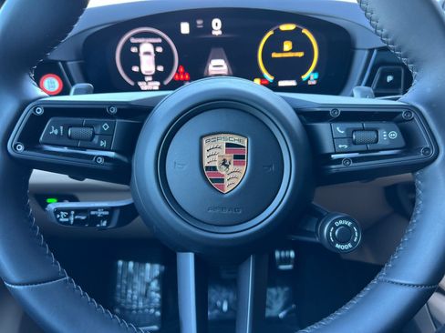 Certified 2026 Porsche Cayenne GTS AWD/4WD image 25
