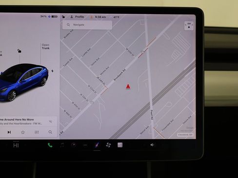 Used 2019 Tesla Model 3 Standard Range Plus image 44