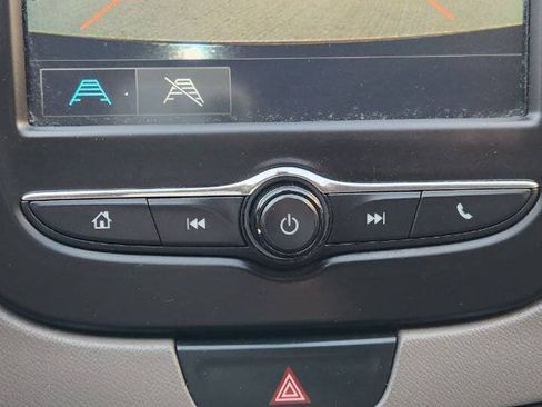 Used 2018 Chevrolet Malibu LS FWD image 14