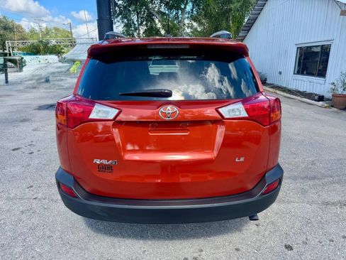 Used 2015 Toyota RAV4 LE FWD image 9