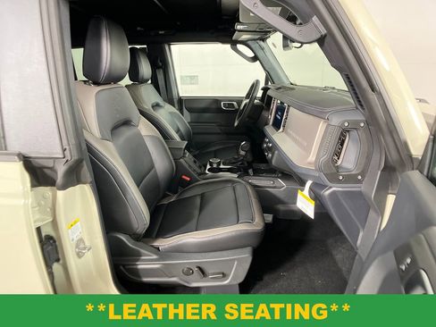 New 2026 Ford Bronco Outer Banks image 5