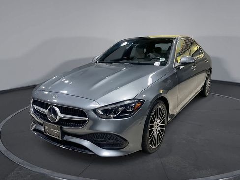 Used 2022 Mercedes-Benz C 300 4MATIC Sedan image 1