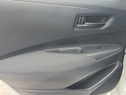 Used 2024 Toyota Corolla LE FWD image 14
