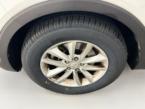Used 2017 Kia Sorento AWD w/ LX Convenience Package image 11