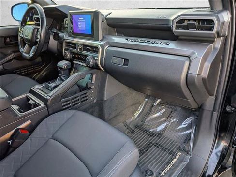 Certified 2024 Toyota Tacoma SR5 image 18