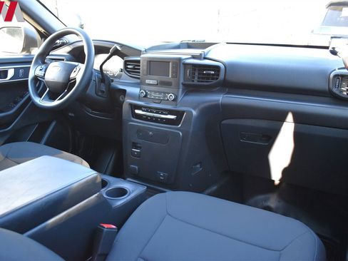 Used 2023 Ford Explorer 4WD Police Interceptor image 11