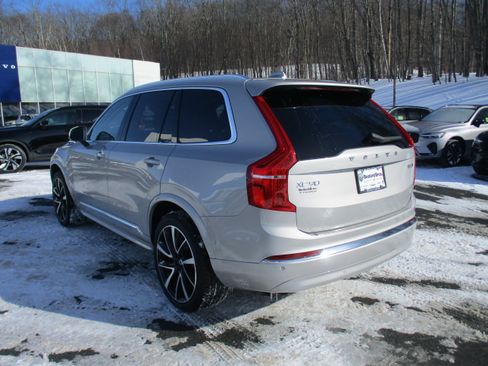 Certified 2023 Volvo XC90 B6 Plus w/ Protection Package Premier image 7
