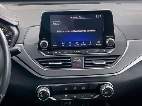 Certified 2024 Nissan Altima 2.5 SR image 7