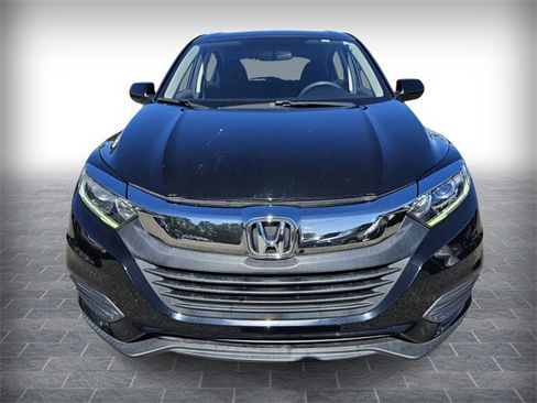 Used 2020 Honda HR-V LX image 2