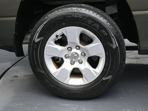 Used 2021 RAM 1500 Big Horn AWD/4WD image 34