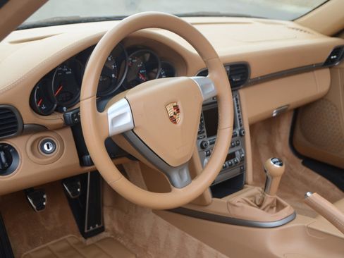 Used 2005 Porsche 911 Carrera image 13