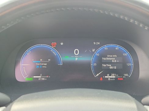 Used 2023 Toyota Highlander Limited image 24