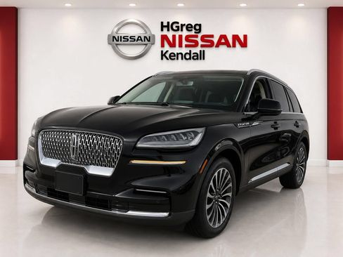 Used 2024 Lincoln Aviator Reserve RWD image 3