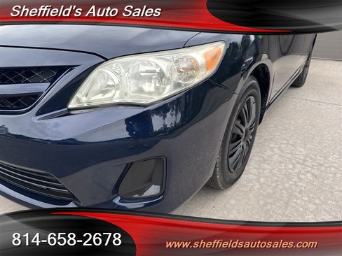Used 2011 Toyota Corolla LE FWD image 12