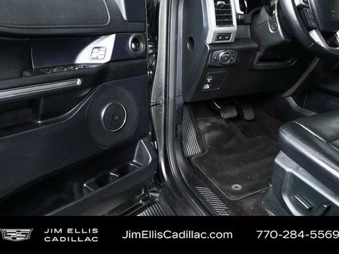 Used 2021 Ford Expedition Max XLT image 8
