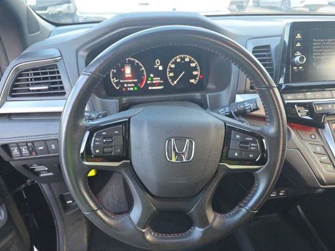 Used 2025 Honda Odyssey Sport-L image 4