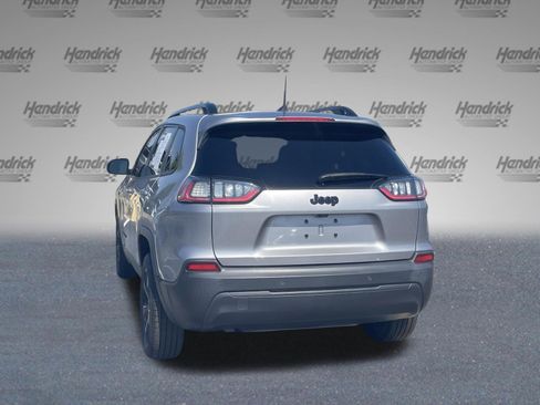 Used 2021 Jeep Cherokee Latitude Plus FWD image 8
