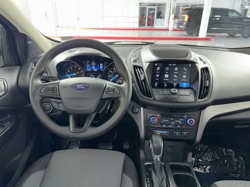 Used 2019 Ford Escape SE FWD image 16