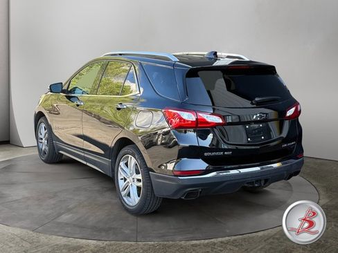 Used 2022 Chevrolet Equinox LS AWD/4WD image 5