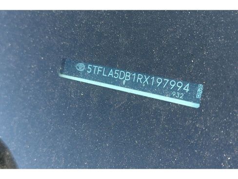 Used 2024 Toyota Tundra SR5 w/ SR5 Convenience Package AWD/4WD image 8