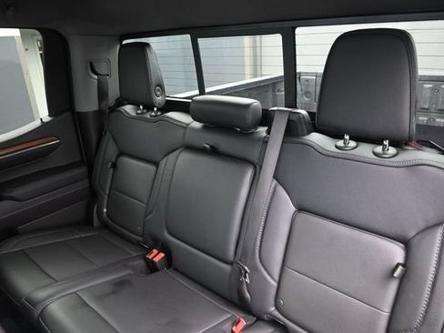Used 2023 GMC Sierra 1500 Denali AWD/4WD image 16