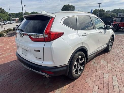 Used 2018 Honda CR-V Touring image 14