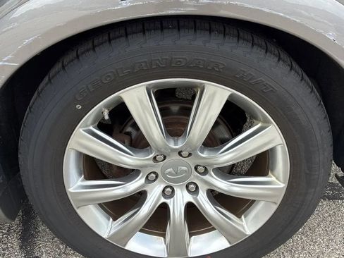 Used 2014 INFINITI QX80 4WD w/ Theater Package image 17