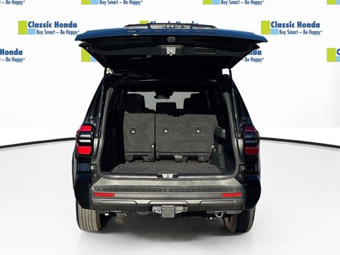 Used 2025 Toyota 4Runner SR5 image 28