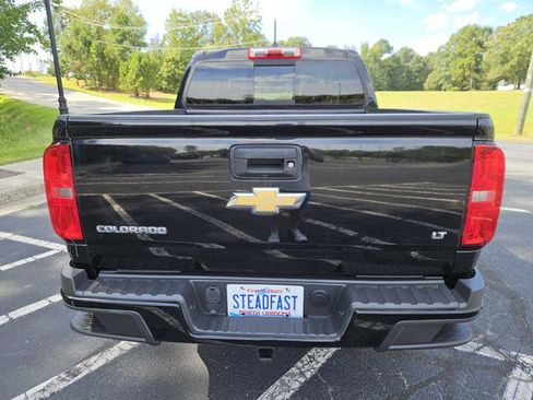 Used 2015 Chevrolet Colorado LT w/ LT Convenience Package RWD image 4