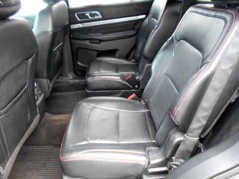 Used 2016 Ford Explorer Sport w/ Equipment Group 401A image 18