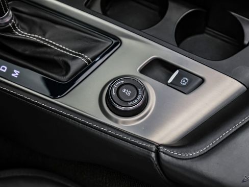 Used 2015 Chevrolet Corvette Z06 w/ 3LZ Preferred Equipment Group image 65