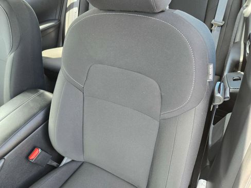 Used 2025 Nissan Sentra S FWD image 20