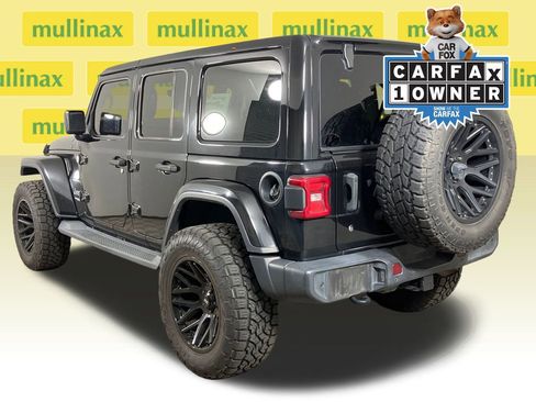 Used 2018 Jeep Wrangler Unlimited Sahara image 11