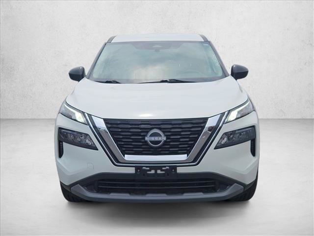 Used 2023 Nissan Rogue S FWD image 2