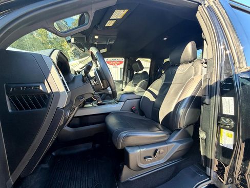 Used 2019 Ford F150 Raptor w/ Equipment Group 801A Mid image 10