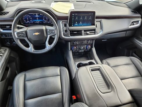 Used 2022 Chevrolet Tahoe LT w/ Luxury Package image 13