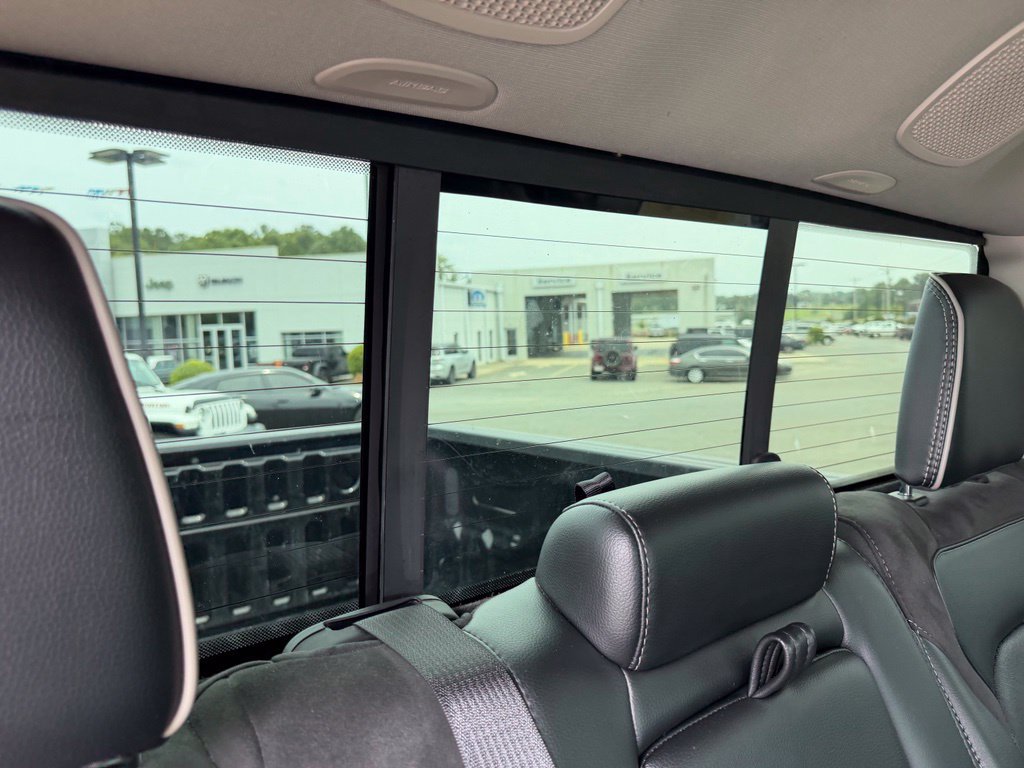 Used 2022 RAM 1500 Laramie AWD/4WD image 38