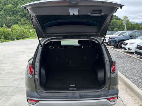 Used 2025 Hyundai Tucson SE AWD/4WD image 20